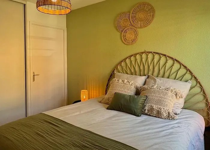 Le Clop D'alep * Muret