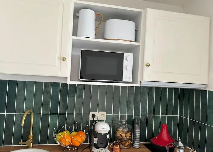 Le Clop D'alep Muret